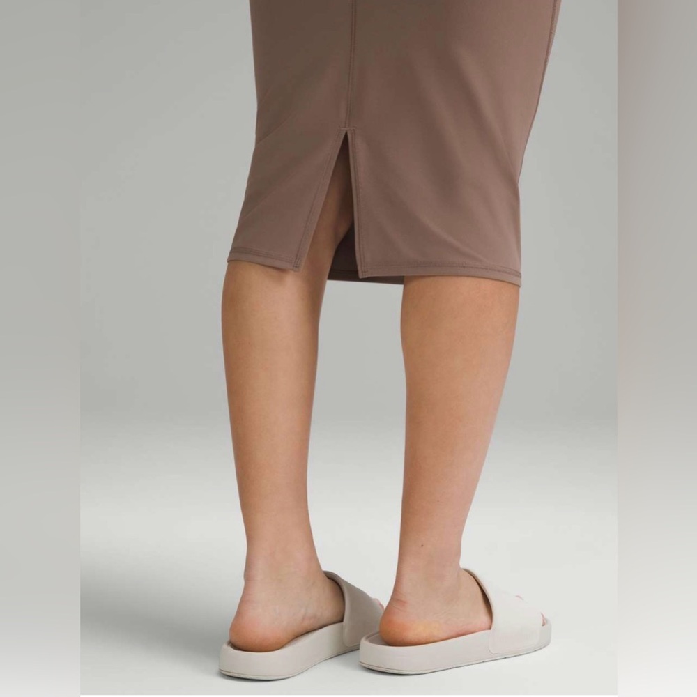 NWOT Lululemon Nulu Slim-Fit High-Rise Skirt in Taupetastic - Picture 4 of 9